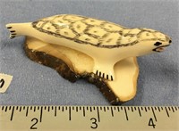 3 1/4" long, spotted seal, extreme detailed mouth