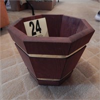 NATIONAL POTTERIES REDWOOD PLANTER 9 IN