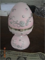 Musical Egg with Butterfly-new