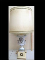 ROMAN STYLE PORCELIAN VASE TYPE TABLE LAMP