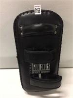 CONTENDER FIGHT TRAINING GEAR SPARRING PAD