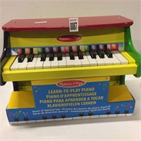 MELISSA & DOUG LEARN-TO-PLAY PIANO PLAYSET -