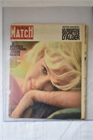 Marilyn Monroe signed Match-Paris magazine