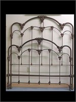 ANTIQUE IRON BED WITH VERY RARE GRAPE PATTERN IN