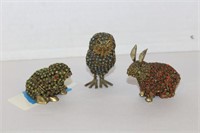 SELECTION OF BRASS AND STONE ANIMALS