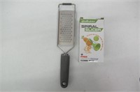 Kitchen Active Spiral Slicer & Grater