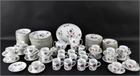GROUPING OF ROYAL WORCESTER ASTLEY CHINA