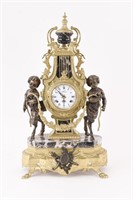 20TH CENTURY CLASSICAL STYLE MANTLE CLOCK