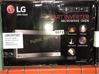 LG $149 RETAIL 0.9 CU FT MICROWAVE OVEN