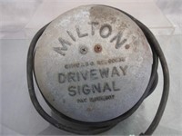 Old Gas Station Type Driveway Signal