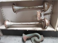 Old Car Horn & Air Horn Set - as is -untested