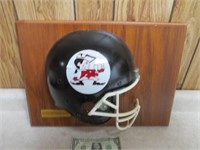 Pulaski Red Raiders Backer Helmet Wall Hanger