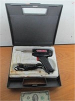 Weller 8200 Soldering Gun in Case - Powers Up