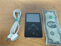 Apple 80GB iPod w/ Cable - Powers On & Appears