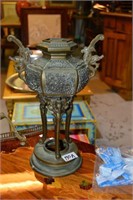 Oriental bronze censer, raised on 3 feet,