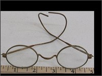 PAIR OF OLD WIRE GLASSES
