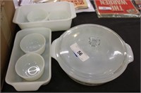 SELECTION OF PYREX