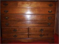 Pine three drawer chest of drawers