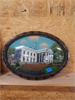 Picture of White House and oval frame