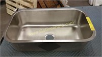 STAINLESS STEEL FARM-STYLE SINK
