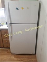 Whirlpool Refrigerator / Freezer Clean