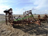 International Vibra Shank Field Cultivator