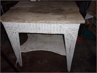 Wooden top/wicker base table