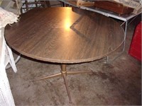 Round Dinette table
