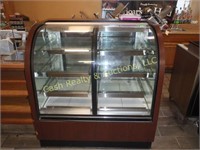 4' REFRIGERATED DISPLAY CASE