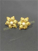 18 Karat Gold Estate Earrings with Pearl