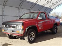 1994 Nissan SE 4X4 Extra Cab Pickup