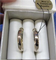 sterling hoop earrings (dominican republic)