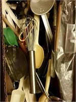 Kitchen utensils, tong's, knives, spatulas