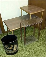 End table, trash can, little stand