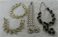 Necklace, earrings,bracelets