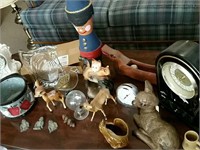 Decorative items; clocks, deer, McCoy squirrel