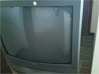 Sanyo TV with remote