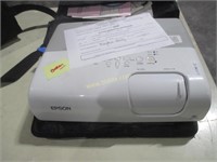 Epson EMP S5 LCD Projector