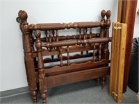 PAIR OF VTG TWIN BEDS W RAILS