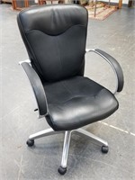 FANTASTIC OFFICE CHAIR