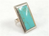 LARGE STERLING SILVER TURQUISE RING