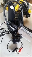 RF wireless headphone set by Emerson new in box