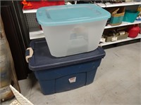 Two plastic totes with lids