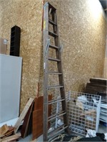 10 foot wooden ladder