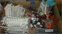 Boxlot of HO Fencing & Misc