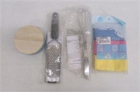 Lot of Assorted Kitchen Items