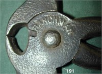 RANCHMAN combination fencing tool, hammer &c