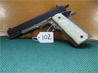 Colt 1911 Made in Argentina 45 Cal Automatic Pisto