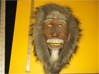 Med. Caribou Skin Mask 15" X 10" Wolf Trim