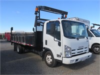 2009 Isuzu Utility Truck with Changeable Message